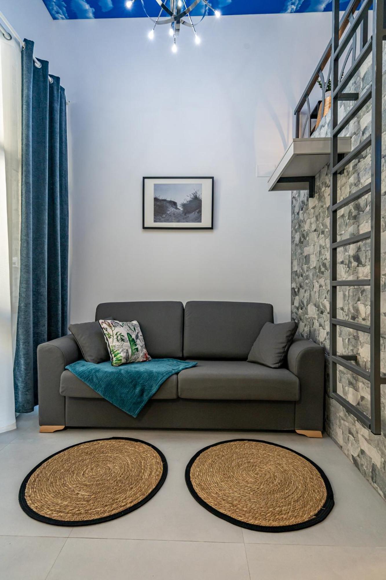 Exquisite Studio Apartment With An Original Design Valencia Bagian luar foto